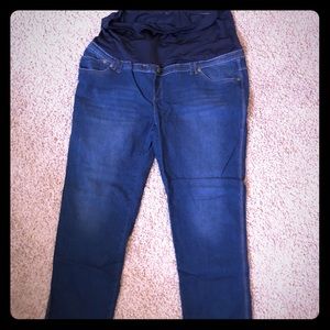 Brand new without tags maternity jeans